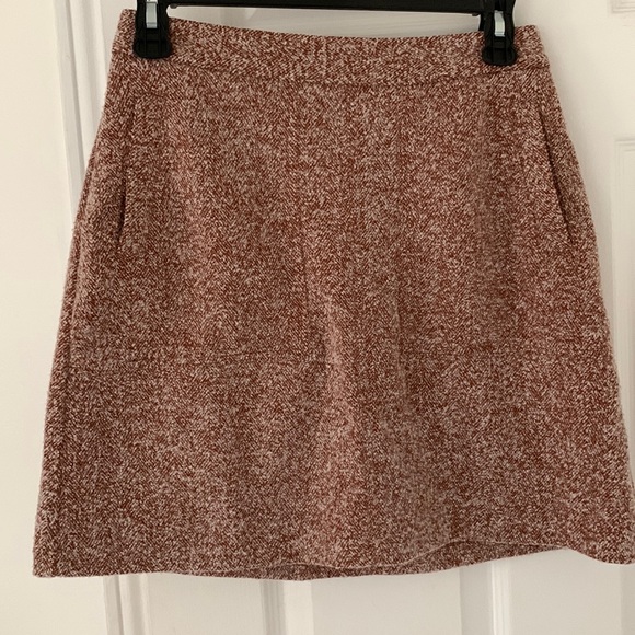 Textured mini skirt - Picture 1 of 3